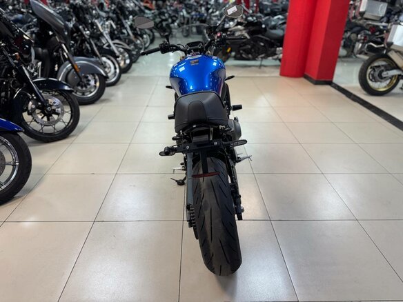 2022 Yamaha XSR900, синий, 1150000 рублей - вид 7