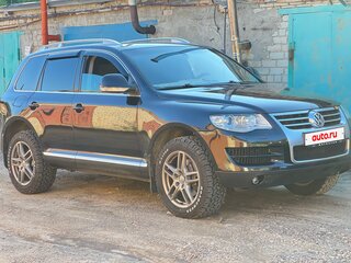 2007 Volkswagen Touareg I Рестайлинг, чёрный, 1020000 рублей, вид 2