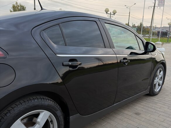 2013 Chevrolet Volt I, чёрный, 1045000 рублей - вид 15