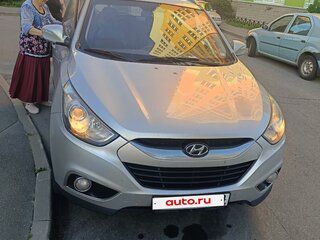 2011 Hyundai ix35 I, серебристый, 1000000 рублей, вид 1