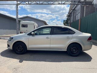 2011 Volkswagen Polo V, серебристый, 500000 рублей, вид 2