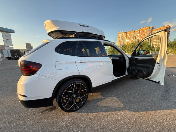 2013 BMW X1 20i I (E84) Рестайлинг, белый, 1699000 рублей - вид 1