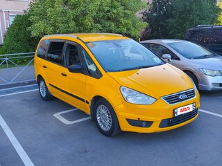 2014 Ford Galaxy II Рестайлинг, жёлтый, 749000 рублей, вид 4