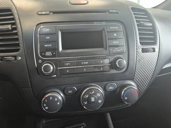 2013 Kia Cerato III, бежевый, 986000 рублей - вид 23