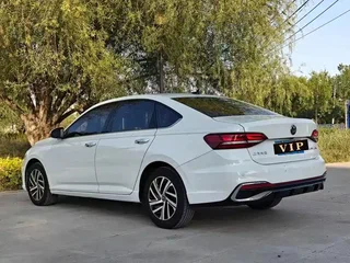 2023 Volkswagen Lavida III Рестайлинг, белый, 1400000 рублей, вид 4