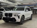 2025 BMW X7 40i I (G07) Рестайлинг, белый