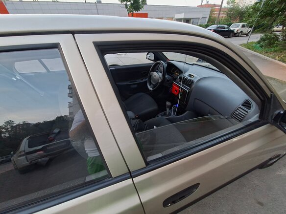 2007 Hyundai Accent ТагАЗ II, бежевый - вид 1
