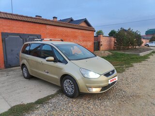 2007 Ford Galaxy II, золотистый, 790000 рублей, вид 3