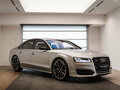 2016 Audi S8 III (D4) Рестайлинг, серебристый, 10900000 рублей - вид 2