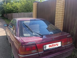 1991 Mazda 626 2.0i III (GD), красный, 210000 рублей, вид 4