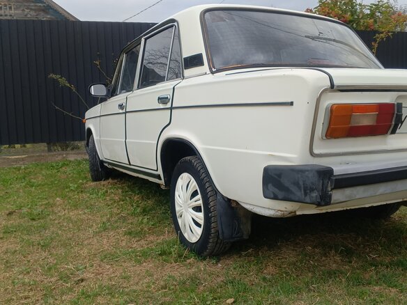 1998 Lada (ВАЗ) 2106, белый, 110000 рублей - вид 2