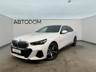 2023 BMW 5 серии 530i xDrive VIII (G60/G61/G68), белый, 8190000 рублей, вид 1