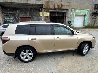 2010 Toyota Highlander II (XU40) Рестайлинг, бежевый, 1550000 рублей, вид 2