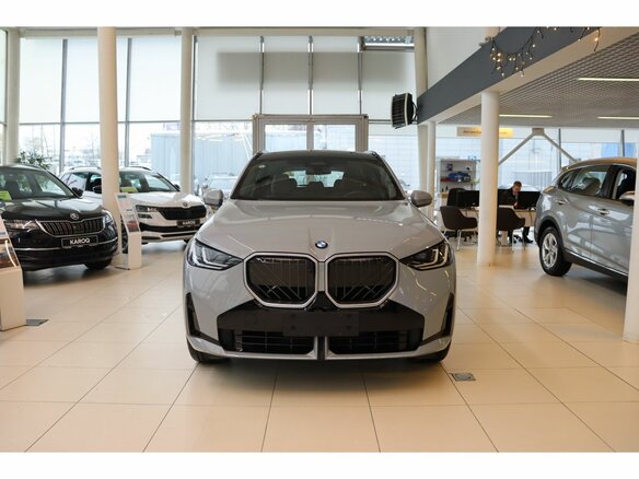 2025 BMW X3 Long 30L xDrive IV (G45/G48), серый, 7650000 рублей - вид 1