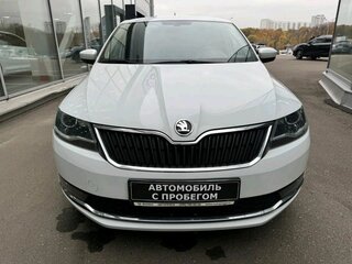 2019 Skoda Rapid I Рестайлинг, белый, 1399000 рублей, вид 3