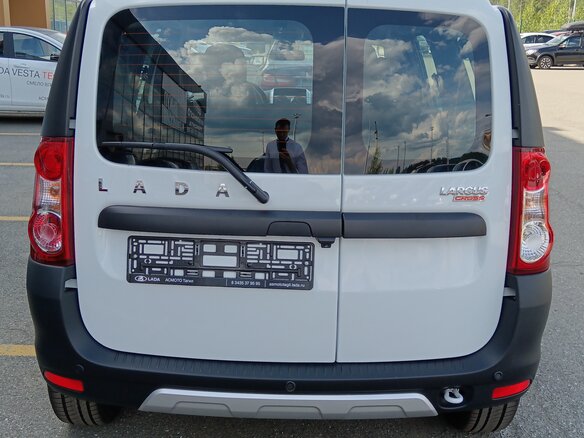 2026 Lada (ВАЗ) Largus Cross I Рестайлинг, белый - вид 6
