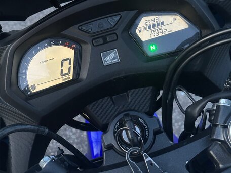 2016 Honda CBR 650F, синий, 499999 рублей, вид 3