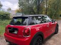 2020 Mini Hatch Cooper III (F55/F56) Рестайлинг, красный, 3500000 рублей - вид 6