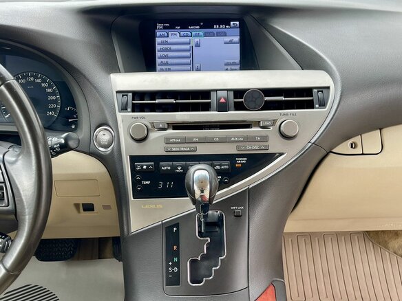 2011 Lexus RX 270 III, белый, 1390000 рублей - вид 12