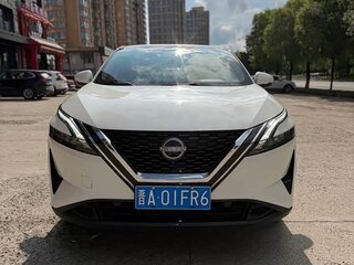 2023 Nissan Qashqai III, белый, 1570000 рублей, вид 2
