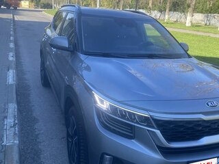 2020 Kia Seltos I, серый, 1790000 рублей, вид 2