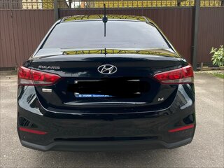 2017 Hyundai Solaris II, чёрный, 1000000 рублей, вид 3