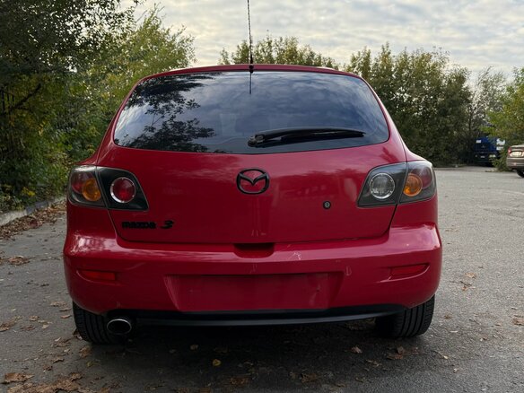 2006 Mazda 3 I (BK) Рестайлинг, красный, 480000 рублей - вид 7