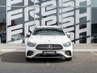 2021 Mercedes-Benz E-Класс 220 d V (W213, S213, C238) Рестайлинг, белый, 4200000 рублей, вид 3