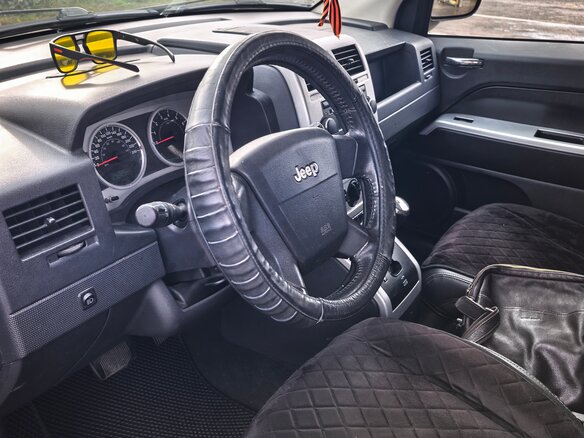 2008 Jeep Compass I, чёрный, 578000 рублей - вид 6