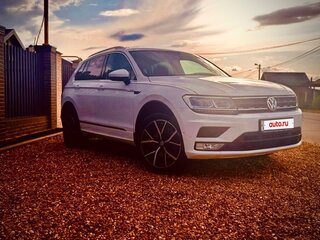 2017 Volkswagen Tiguan II, белый, 2000000 рублей, вид 3