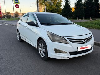 2016 Hyundai Solaris I Рестайлинг, белый, 420000 рублей, вид 3