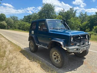 1988 Daihatsu Rocky I, синий, 550000 рублей, вид 1
