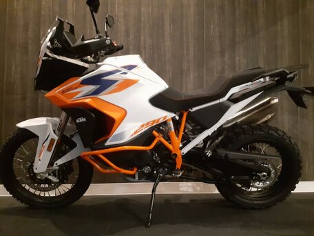 2026 KTM 1290 Super Adventure R, белый, 1999000 рублей, вид 1