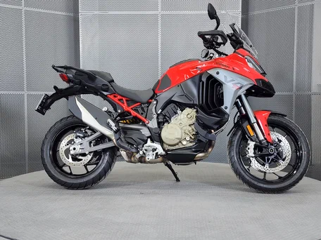 2025 Ducati Multistrada V4, красный, 2799000 рублей, вид 1