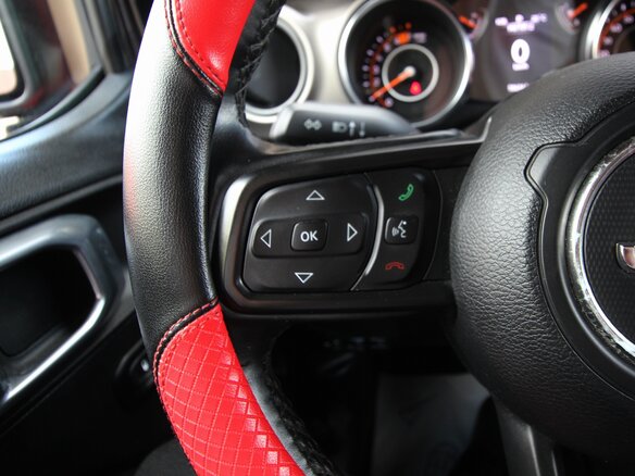 2020 Jeep Wrangler IV (JL), чёрный, 4995000 рублей - вид 19