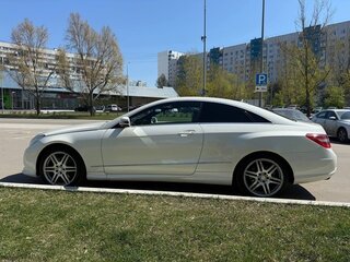 2011 Mercedes-Benz E-Класс 200 7G-Tronic IV (W212, S212, C207), белый, 1200000 рублей, вид 4