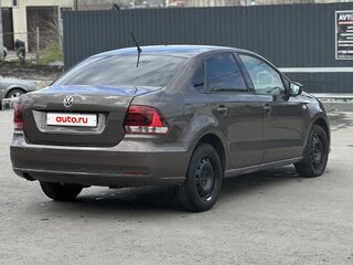 2016 Volkswagen Polo V Рестайлинг, коричневый, 555000 рублей, вид 5