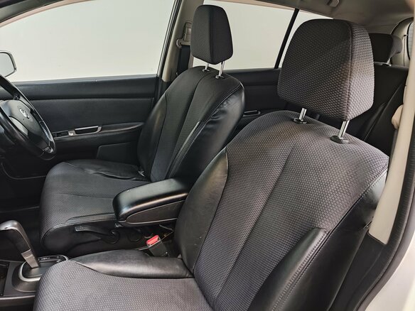 2006 Nissan Tiida I, белый, 480000 рублей - вид 14