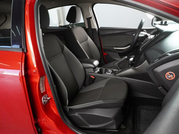 2014 Ford Focus III, красный, 1039000 рублей - вид 7