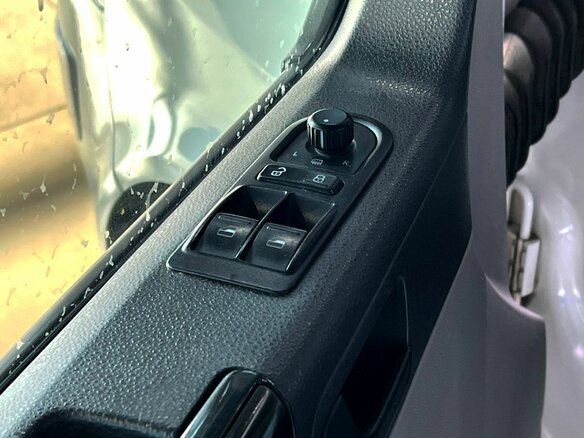 2014 Volkswagen Caravelle LWB Long T5 Рестайлинг, белый, 2120000 рублей - вид 14