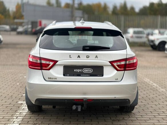 2018 Lada (ВАЗ) Vesta SW I, серебристый, 927000 рублей - вид 4