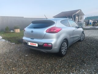 2016 Kia Ceed II Рестайлинг, серебристый, 1200000 рублей, вид 5