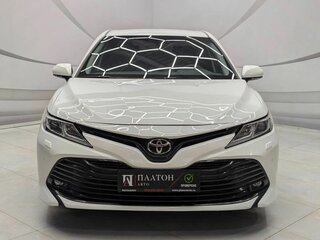 2020 Toyota Camry VIII (XV70), белый, 2579000 рублей, вид 2