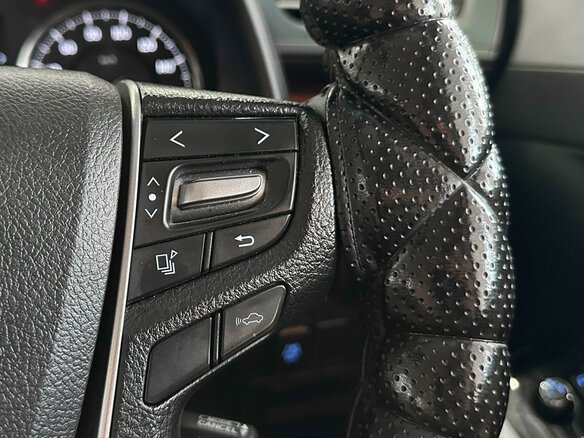 2017 Toyota Alphard III, белый, 3370000 рублей - вид 20