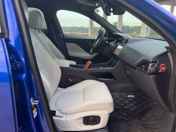 2016 Jaguar F-Pace S I, синий, 2980000 рублей - вид 11
