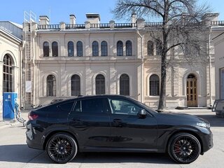 2023 BMW X6 40i III (G06) Рестайлинг, чёрный, 11900000 рублей, вид 3