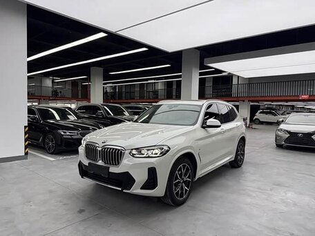 2021 BMW X3 25i xDrive III (G01) Рестайлинг, белый, 3715000 рублей, вид 3