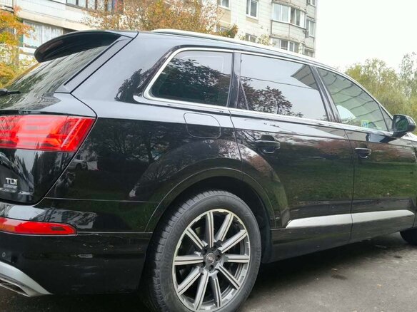 2015 Audi Q7 II (4M), чёрный - вид 3