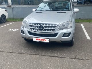 2008 Mercedes-Benz M-Класс 350 II (W164) Рестайлинг, серебристый, 1850000 рублей, вид 1