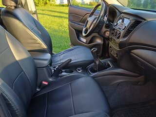 2019 Mitsubishi L200 V Рестайлинг, коричневый, 4020000 рублей, вид 3